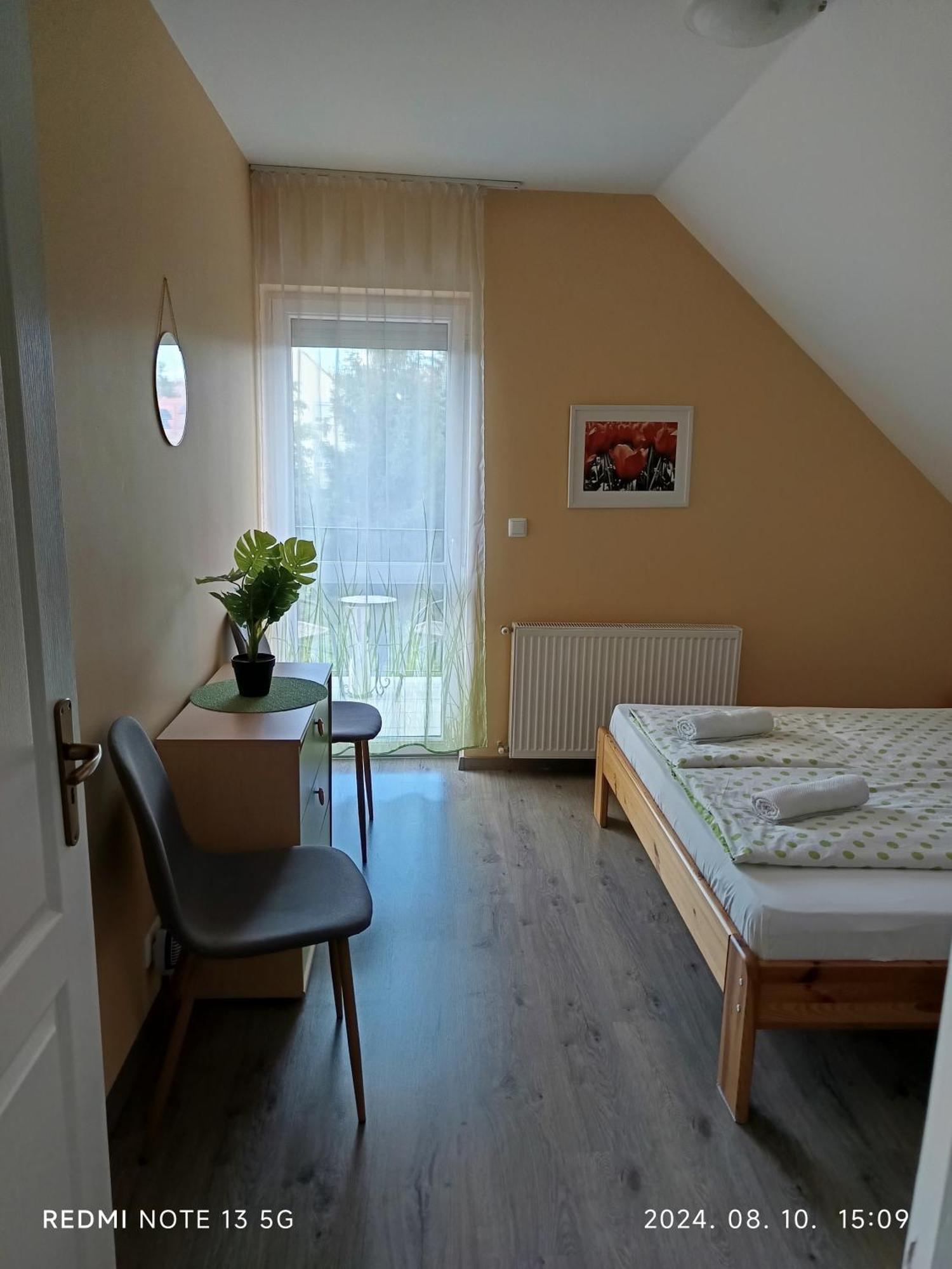 Zita Apartman Eger Pokoj fotografie