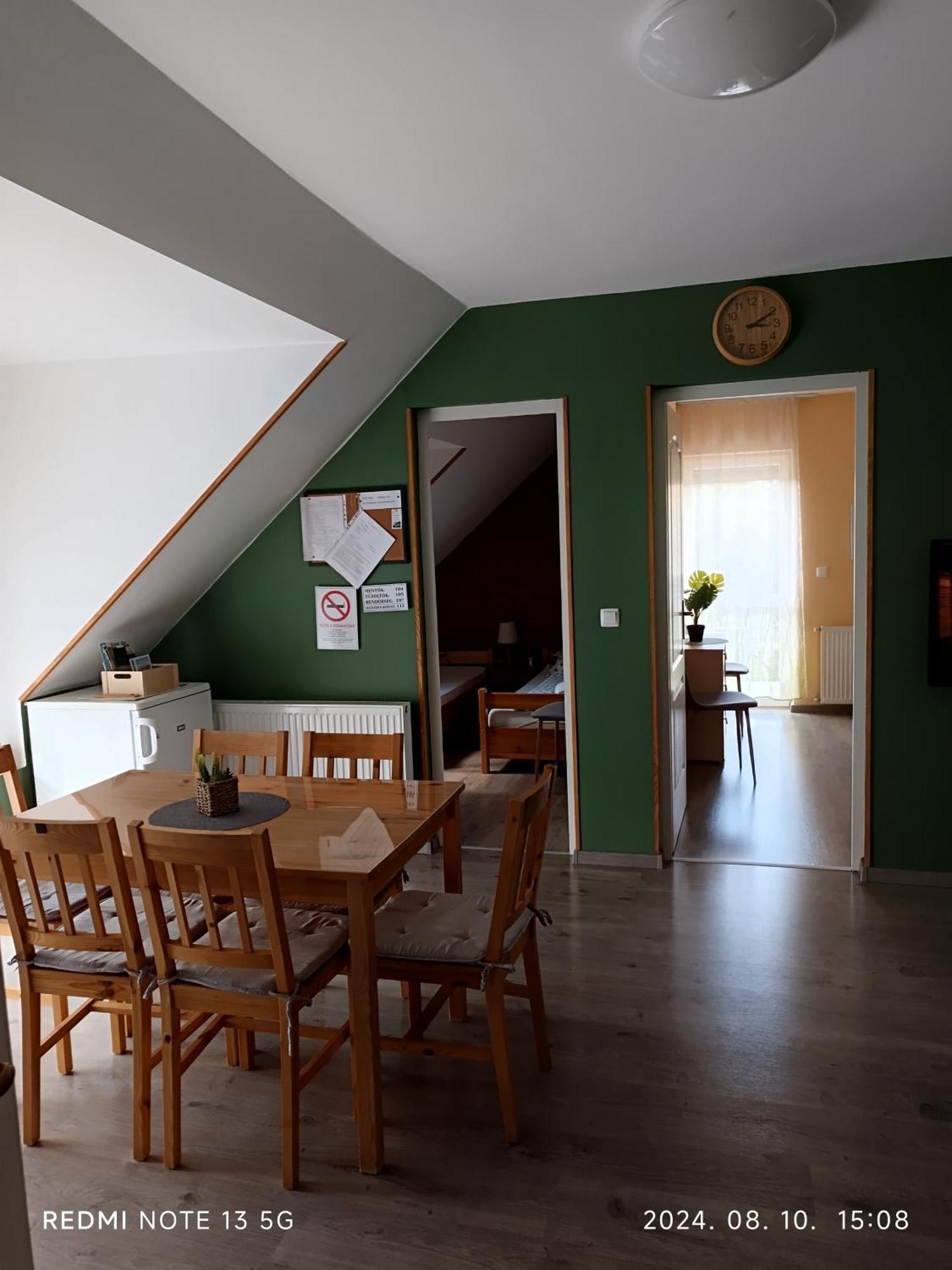 Zita Apartman Eger Pokoj fotografie